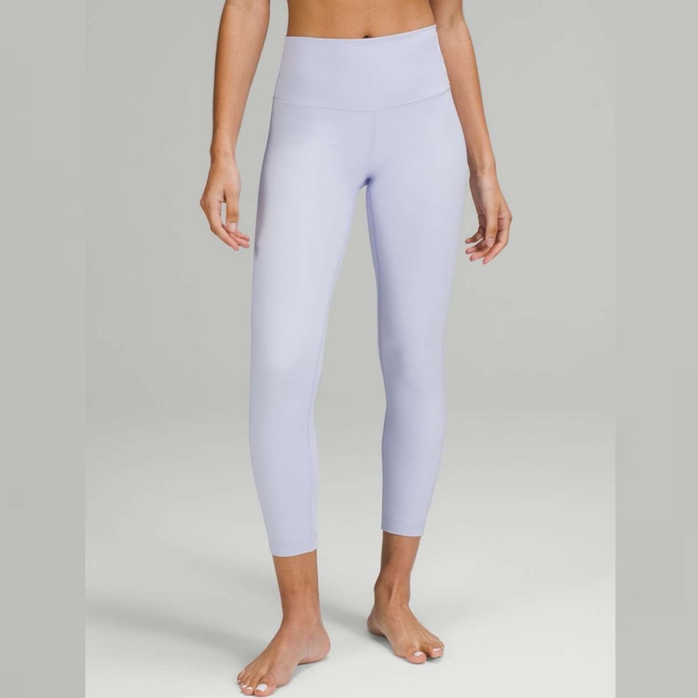 Women’s Lululemon Wunder Under High Rise Leggings 25" in Pastel Blue (6)